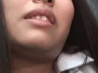 Colegiala maltratado en Ascensor Parte 2