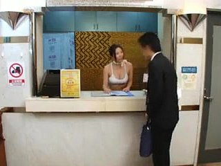 Châu Á Nhật Bản Hot Whore Fucked Tại Bordel Spa Bằng cách điều hành