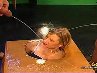 الكلبات غريب التبول الذل الاباحية صنم
