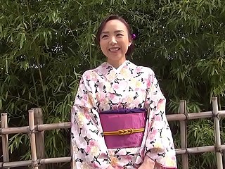 Se casó con Nadeshiko Training-Beautiful y Nasty- 1