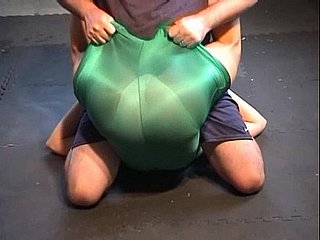 성적 굴욕 씨름 0001