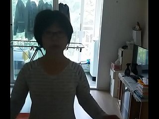 팬티를 입고 한국 여자