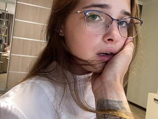 Bác sĩ bẩn đã chữa lành cho tôi bằng một cú thổi