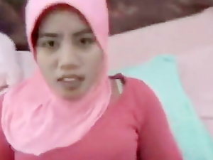 Je sperme sur un tricheur arabe Wife & # 039; Hijab
