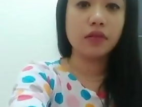 อินโดนีเซีย Cosset เป็นนิสัยเสียอยู่บนเตียง 01