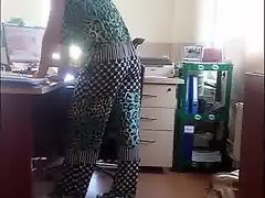 cam escondida na secretária pull off escritório,