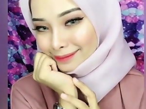 Muda dan cantik