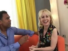 Europejski GILF dziwka pieprzy BBC