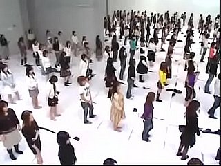 250个裸体日本人