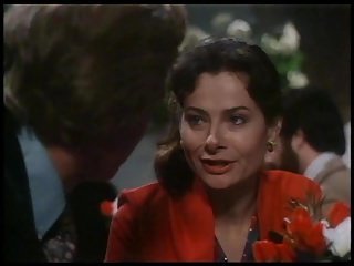 Permainan Wanita Unsubtle - 1980