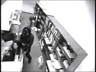 Queen FUCKS LATINA EMPLOYEE BEFORE HE LEAVES