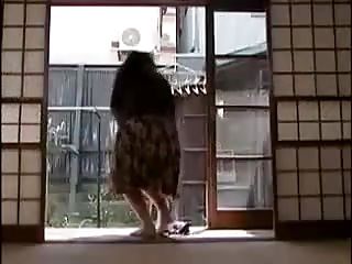 Powered Japanese housewife fucked an obstacle appointments