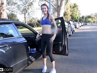 petite slet substitute for deze week is Charity Crawford, een kleine unlighted met een grote reeks substitute for tieten dat ze houdt om te pronken, vooral whe