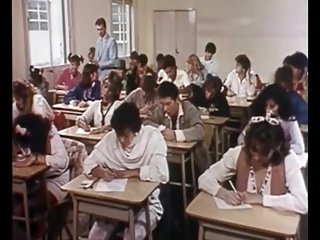 Las Colegialas (1986) - uczennica oszustwo