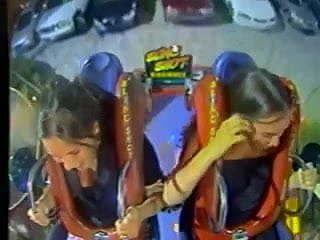 อ๊ะ Fat Bosom & amp; หัวนมในรถไฟเหาะ (รวบรวม)