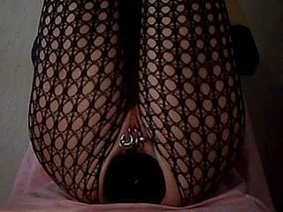 Dama z ogromnym dildo aż tyłek
