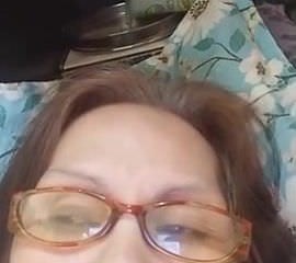 Nenek Evenyn Santos melakukan anal acara lagi.